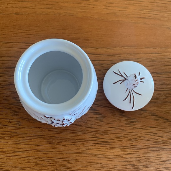 Sugar and Creamer Set - Picture 3 of 6